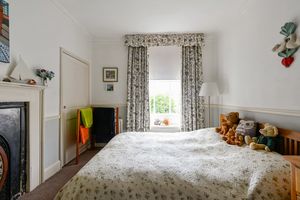 Photo 35- click for photo gallery